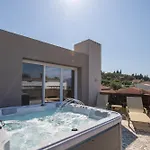 Apartmán Alykes - Prv Jacuzzi