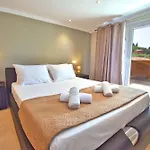 Apartmán Alykes - Prv Jacuzzi *