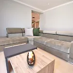 Alykes - Prv Jacuzzi Apartmán Potamós