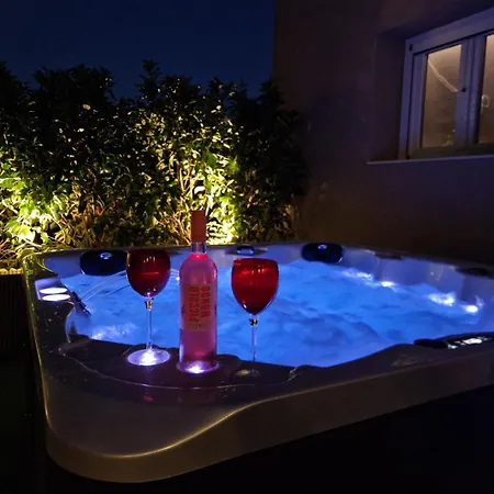 Appartement Alykes - Prv Jacuzzi