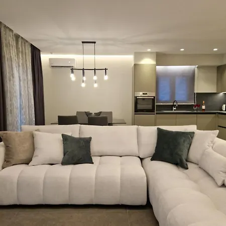 Alykes - Prv Jacuzzi Appartement