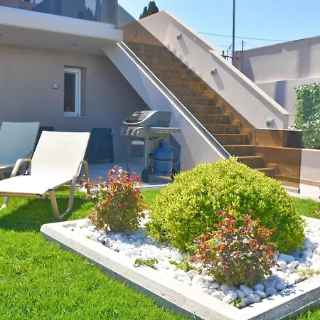 Alykes - Prv Jacuzzi Apartamento