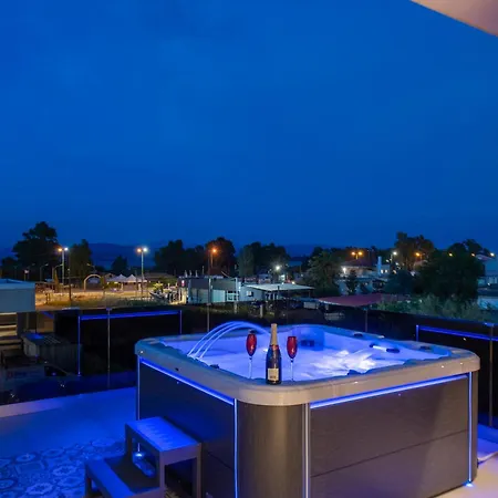 Alykes - Prv Jacuzzi Corfu (city)