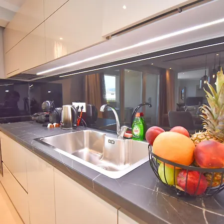 Alykes - Prv Jacuzzi Apartamento