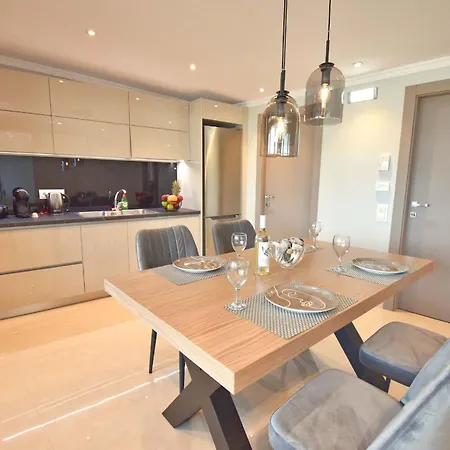 Alykes - Prv Jacuzzi Apartamento Corfu (city)